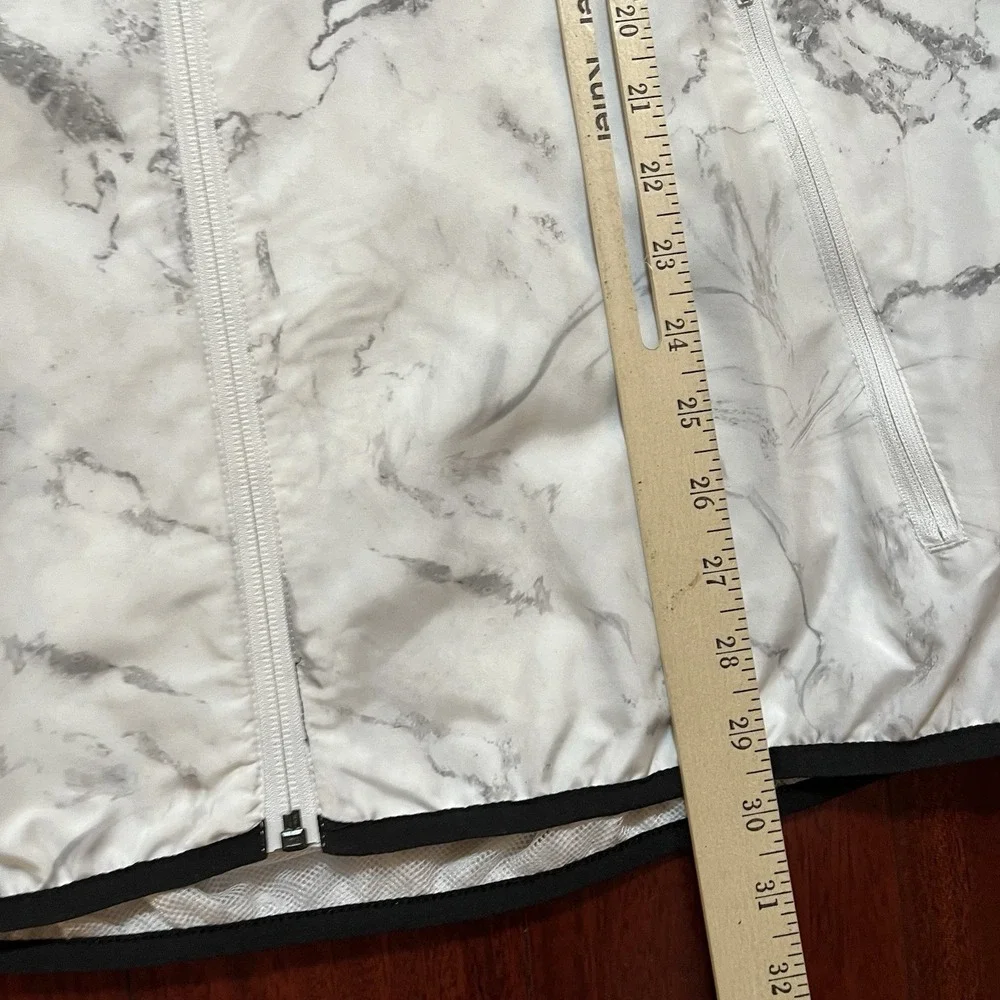 Adidas Windbreaker Mens Large Climalite Hooded Zip Up Jacket Pullover DH3880 ***